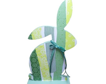 Lapin en bois vert pour Pâques