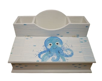 Pen box organizer octopus made of wood