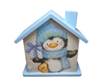 Money box house personalized with blue penguin 15 x 8 x 14.5 cm