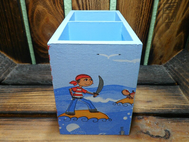 Utensil box pen box pirate image 2