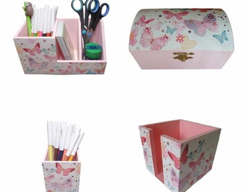 Ensemble de boîtes à stylos, boîte à notes, petit coffre à papillons en bois comme aide à l'organisation du bureau