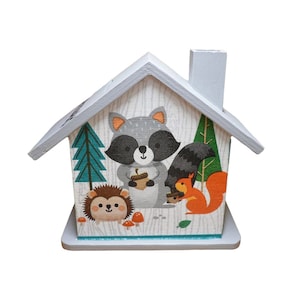 Money box house personalized with raccoon 15 x 8 x 14.5 cm