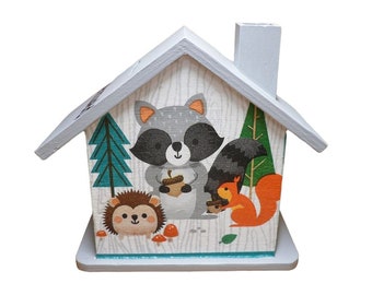 Money box house personalized with raccoon 15 x 8 x 14.5 cm