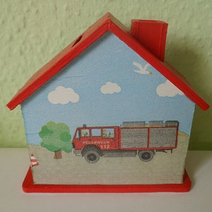 Money box house fire brigade 10x10x5cm image 1