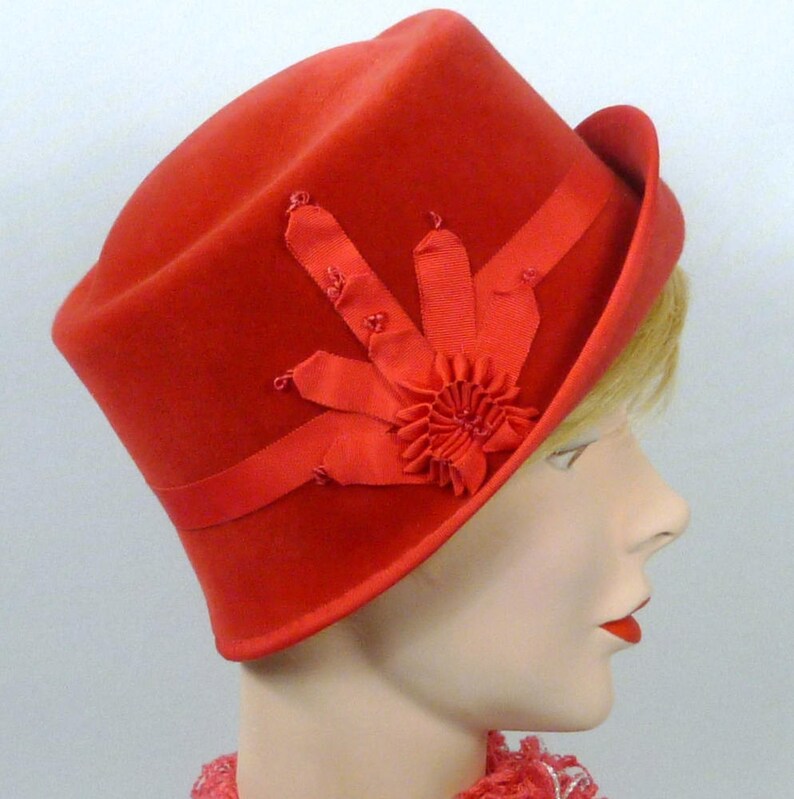 Mother of the Bride Church Coral Felt Cloche Hat Ribbon Work Hand Blocked and Hand Sewn Vintage French hood luncheon Wedding