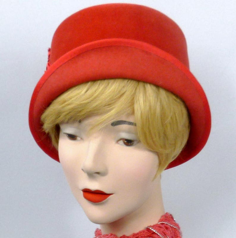 Mother of the Bride Church Coral Felt Cloche Hat Ribbon Work Hand Blocked and Hand Sewn Vintage French hood luncheon Wedding