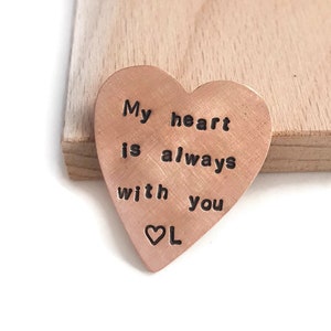Mi corazón está siempre contigo, ficha de corazón de cobre, inserto de billetera grabado, corazón de bolsillo personalizado, regalo para parejas, regalos de aniversario para hombres