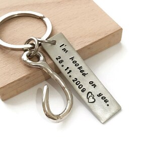 Personalisierter Schlüsselanhänger, Handgestempelter Angel-Schlüsselanhänger, Geschenk für Männer, Geschenk für Sie