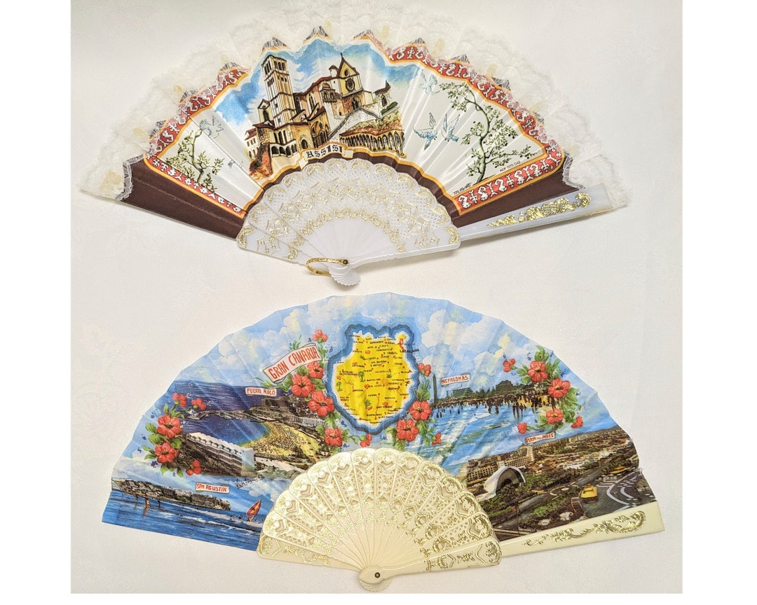 Souvenir Hand Fan 2 X Vintage Folding Pierced Assisi Gran Etsy