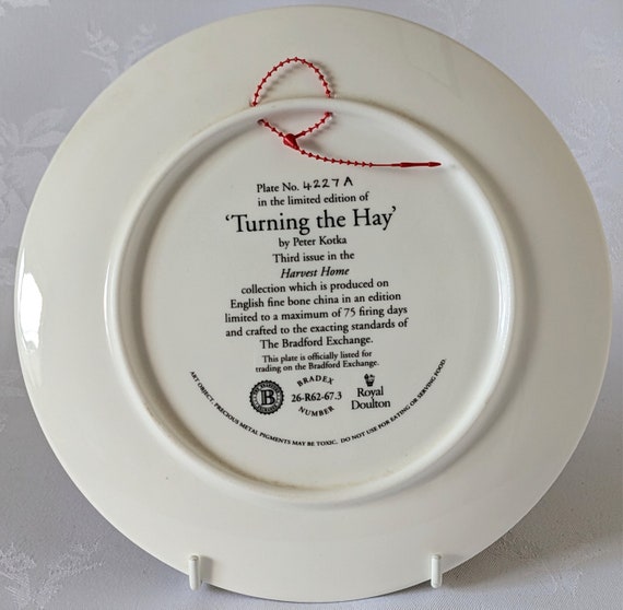 Metal Turning Platter Essentials: Elevate Your Table Decor