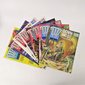 8 x 2000 AD Original Vintage British Science Fiction Comic IPC Magazines 1990 Prog 676 677 688 689 691 692 700 701