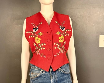 1940’s-50’s Embroidered Red Wool Vest Flowers sz L