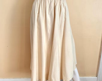 1980’s Ivory Silk Full Skirt Pockets Slits 29”