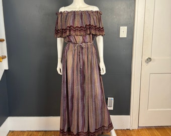 1970’s Off the Shoulder Flowy Maxi Dress sz M