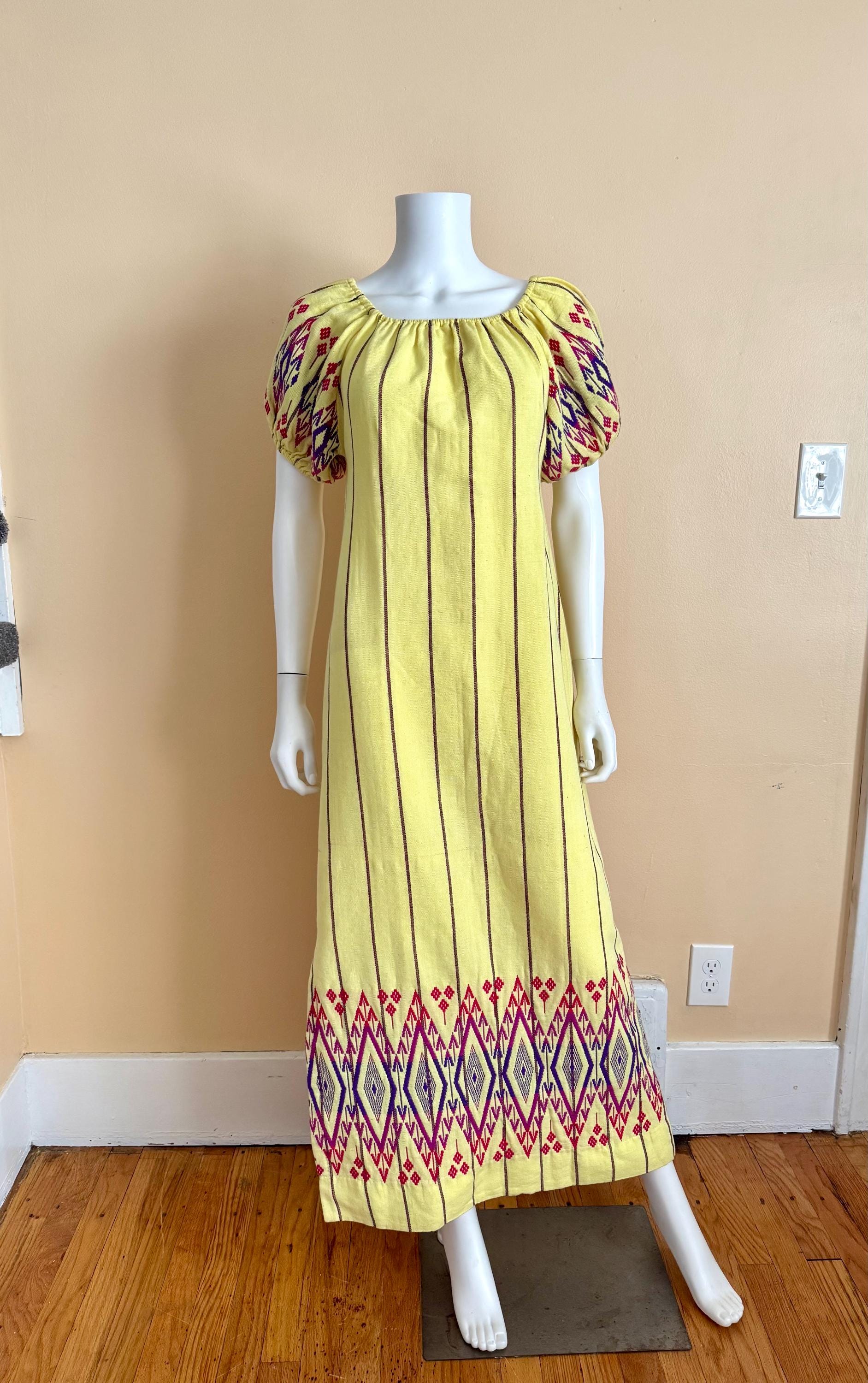 fitted embroidered dress Peony Embroidered Stretch Cotton Full Dress – Lela Rose main image 0