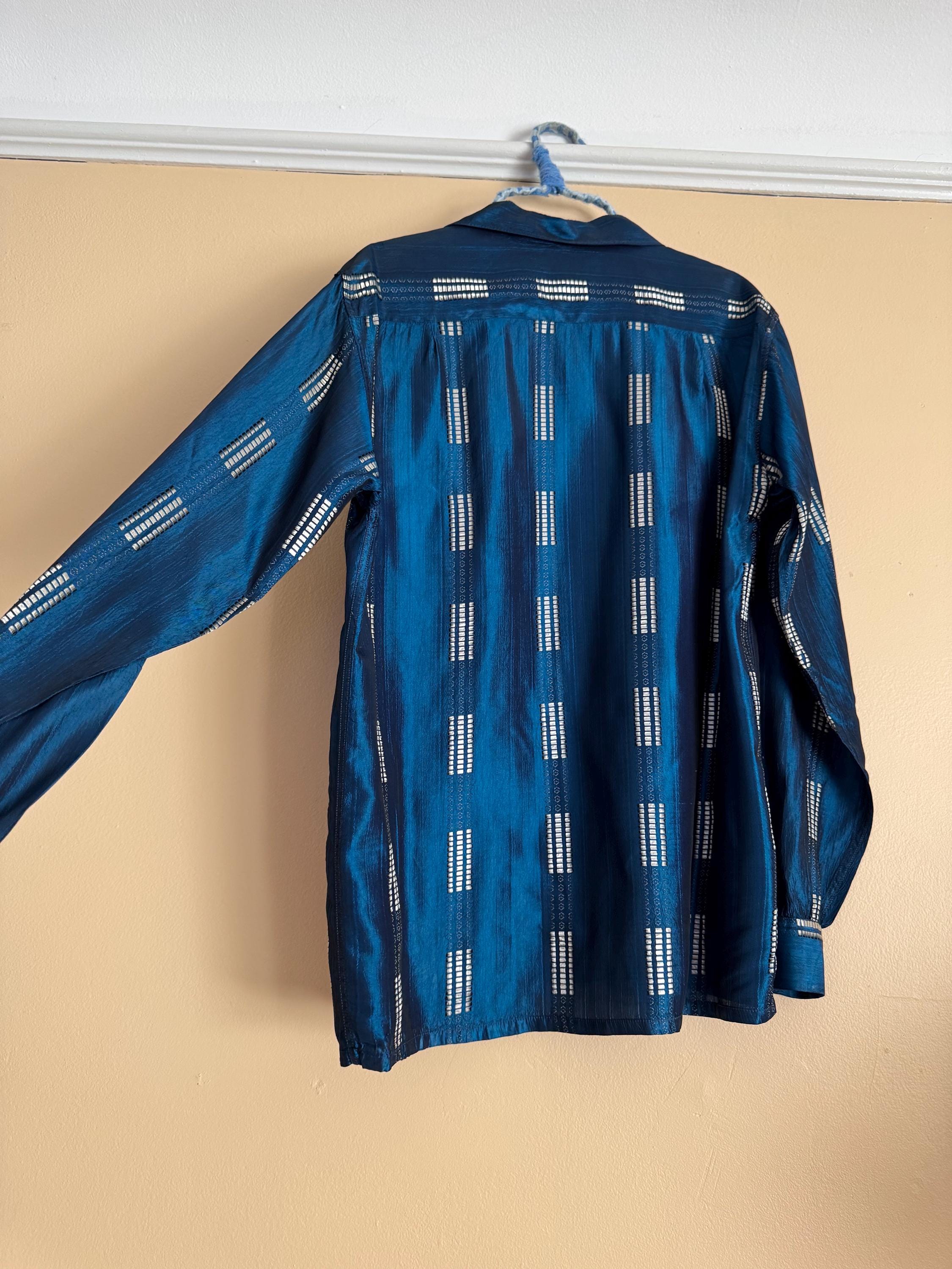 1950's Shiny Blue Rayon Campus Dress Shirt Sz S - Etsy Canada 1950's Shiny Blue Rayon Campus Dress Shirt Sz S - Etsy Canada