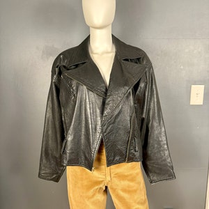1990’s Cropped Leather Motorcycle Jacket sz L
