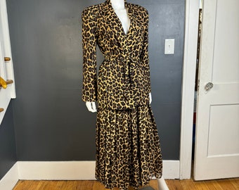 Perry Ellis Portfolio Silk Leopard Print Blazer & Skirt sz S/M