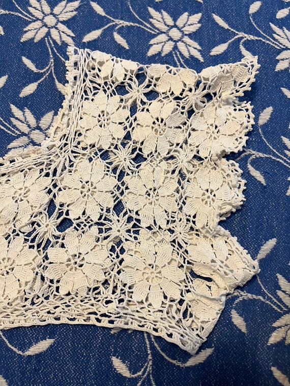 Antique Victorian Crocheted Bolero Jacket sz M/L - image 3