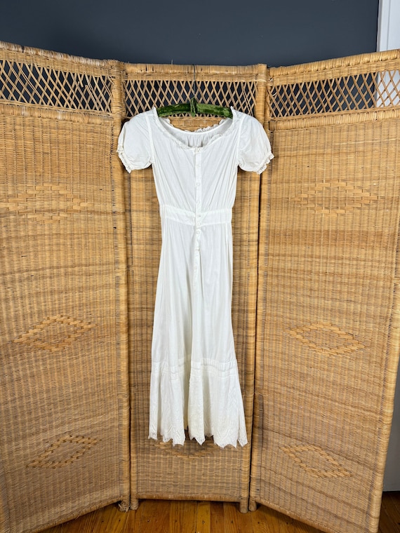 Antique Victorian White Cotton & Lace Dress XXS - image 1
