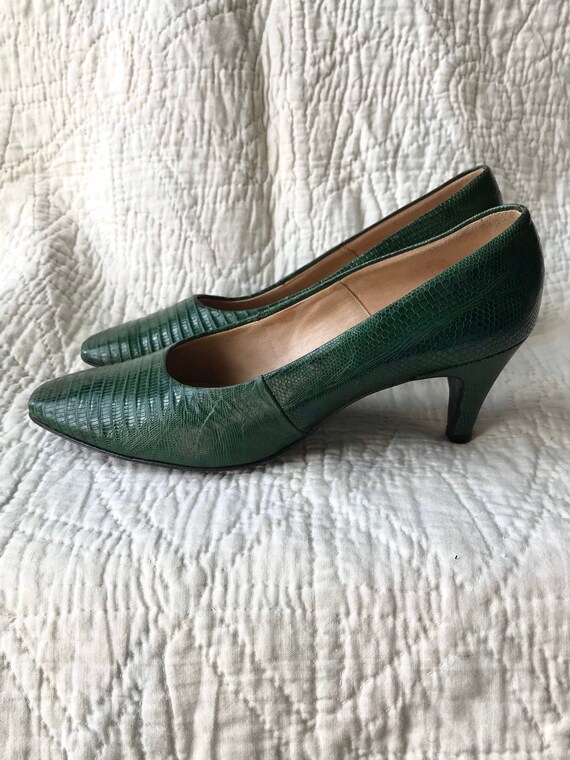 1960’s Emerald Green Alligator Skin Pumps sz 6 1/2