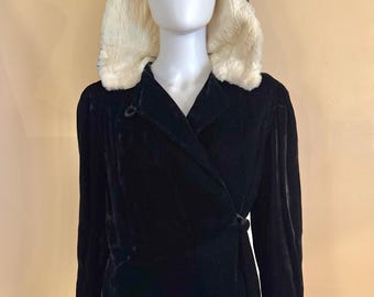 1930’s Black Velvet White Rabbit Fur Hooded Wrap Coat As-Is sz M/L