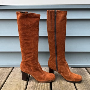 1970’s Suede Knee High Zip-up Boots sz 6 1/2