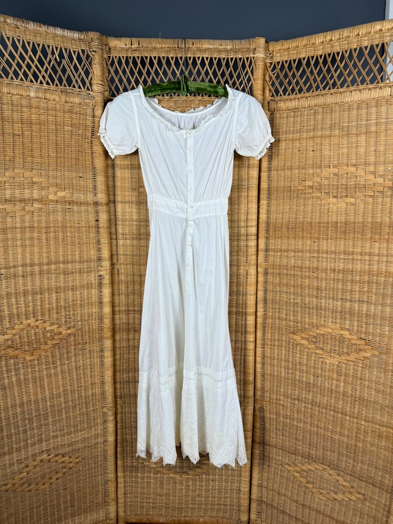 Antique Victorian White Cotton & Lace Dress XXS - image 2