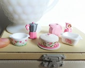 Dollhouse Miniature Kitchen Casserole, coffee pot, expresso, pitcher, pink, cake carrier cover