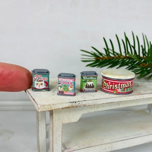 1:12 Weihnachten Gewürzdosen Konfektdosen Puppenhaus Miniatur Küche Vorratsbehälter Zubehör, Weihnachten, Winter Dekor