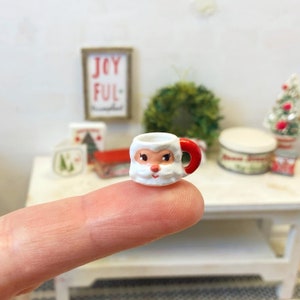 1:12 Puppenhaus Miniatur Weihnachtsbecher Kaffee oder Tee Tasse Weihnachten Accessoire, Urlaub Dekor