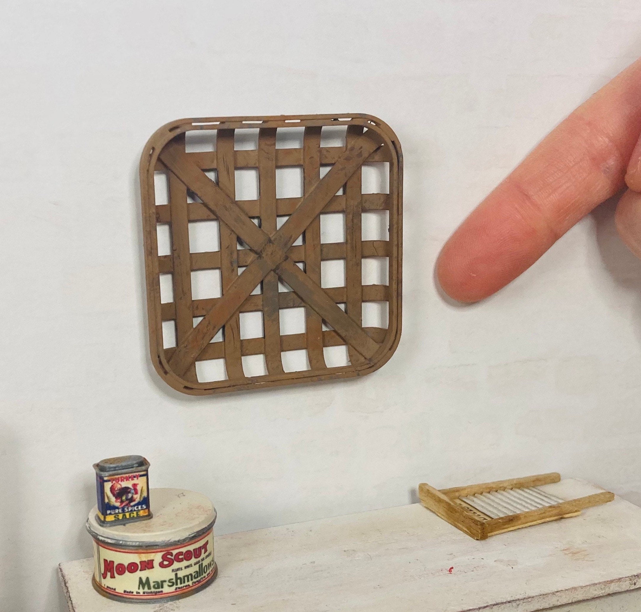 Black Tobacco Basket
