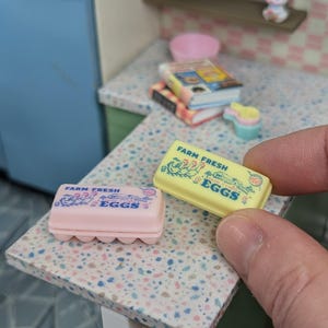 Egg carton with eggs Dollhouse Miniature 1:12, mini food for kitchen or refrigerator