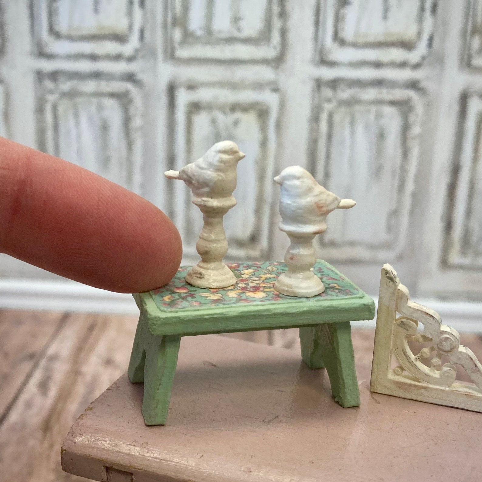 112 Dollhouse Miniature Bird Figures Set of 2 Mini Accessory, Spring