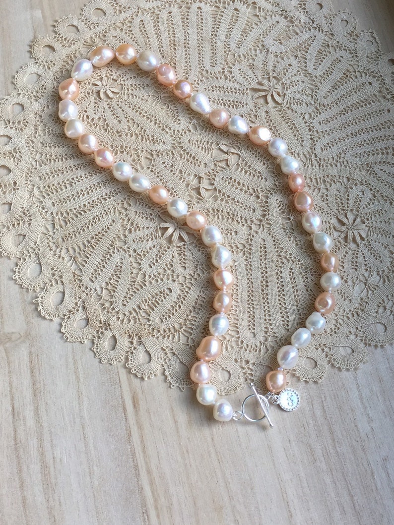 20\u201d Necklace Of Large Pink And White Freshwater Baroque Pearls