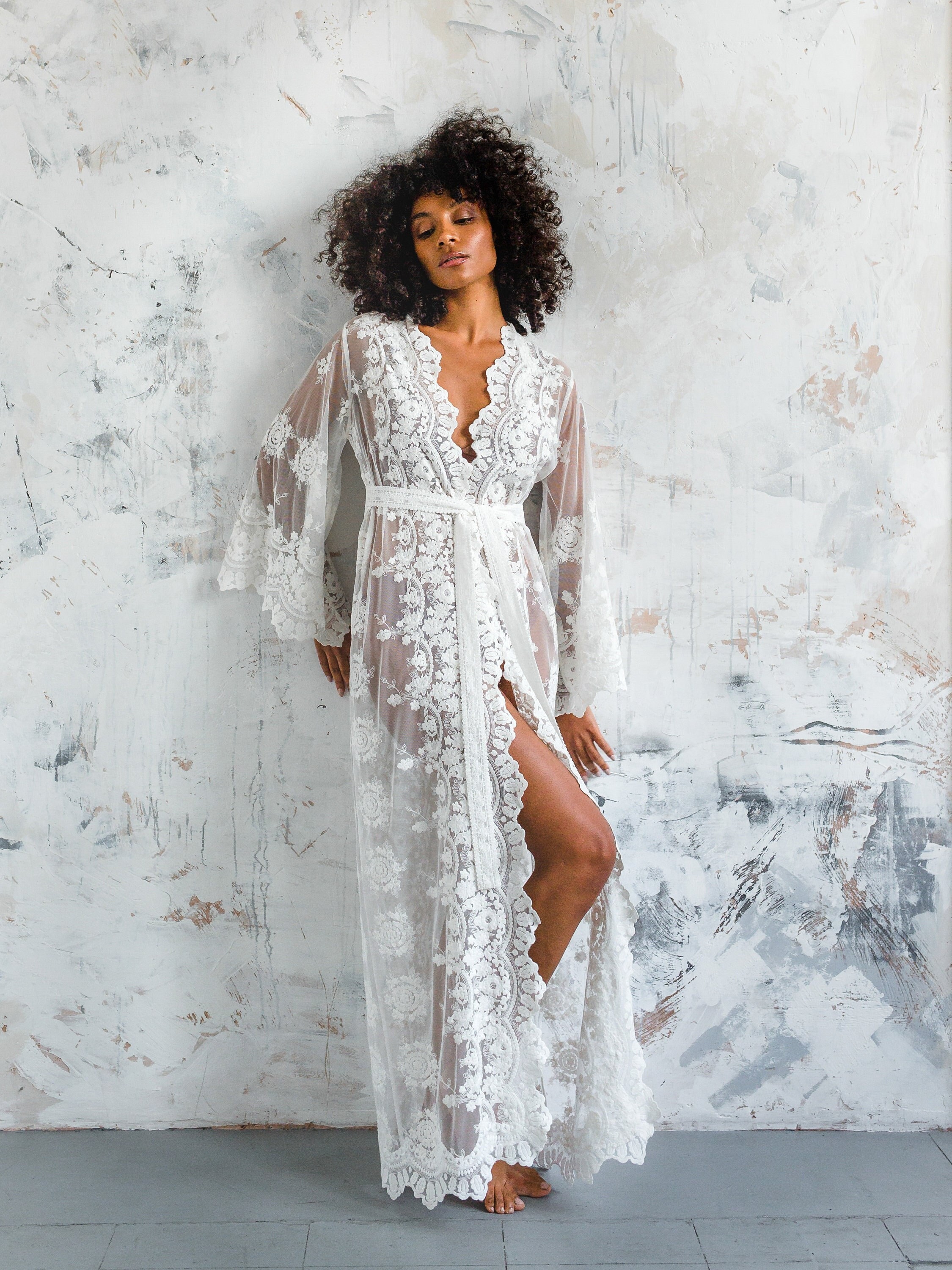 chinese dress ladies Batwing White Lace Kimono Dress. Love that Boho