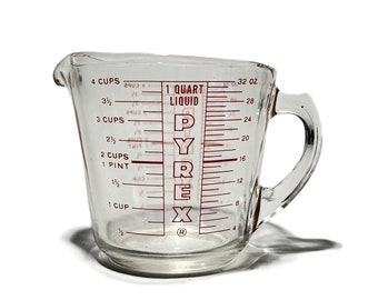 1960's Era 4 Cup Pyrex Measuring Cup w/ Fantastic Graphics