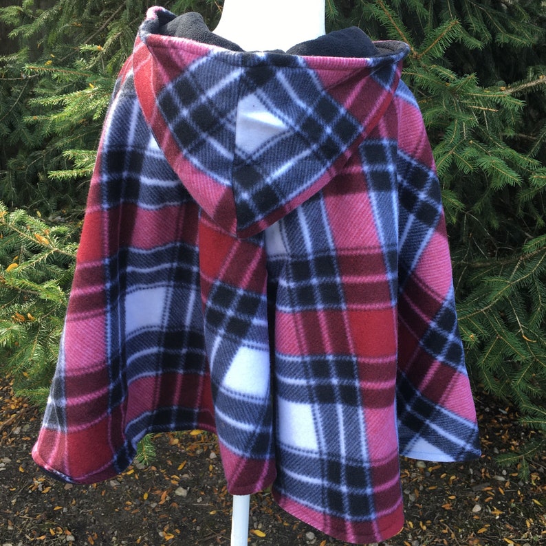 Gender Neutral Car Seat Poncho Car Seat Poncho with Hood