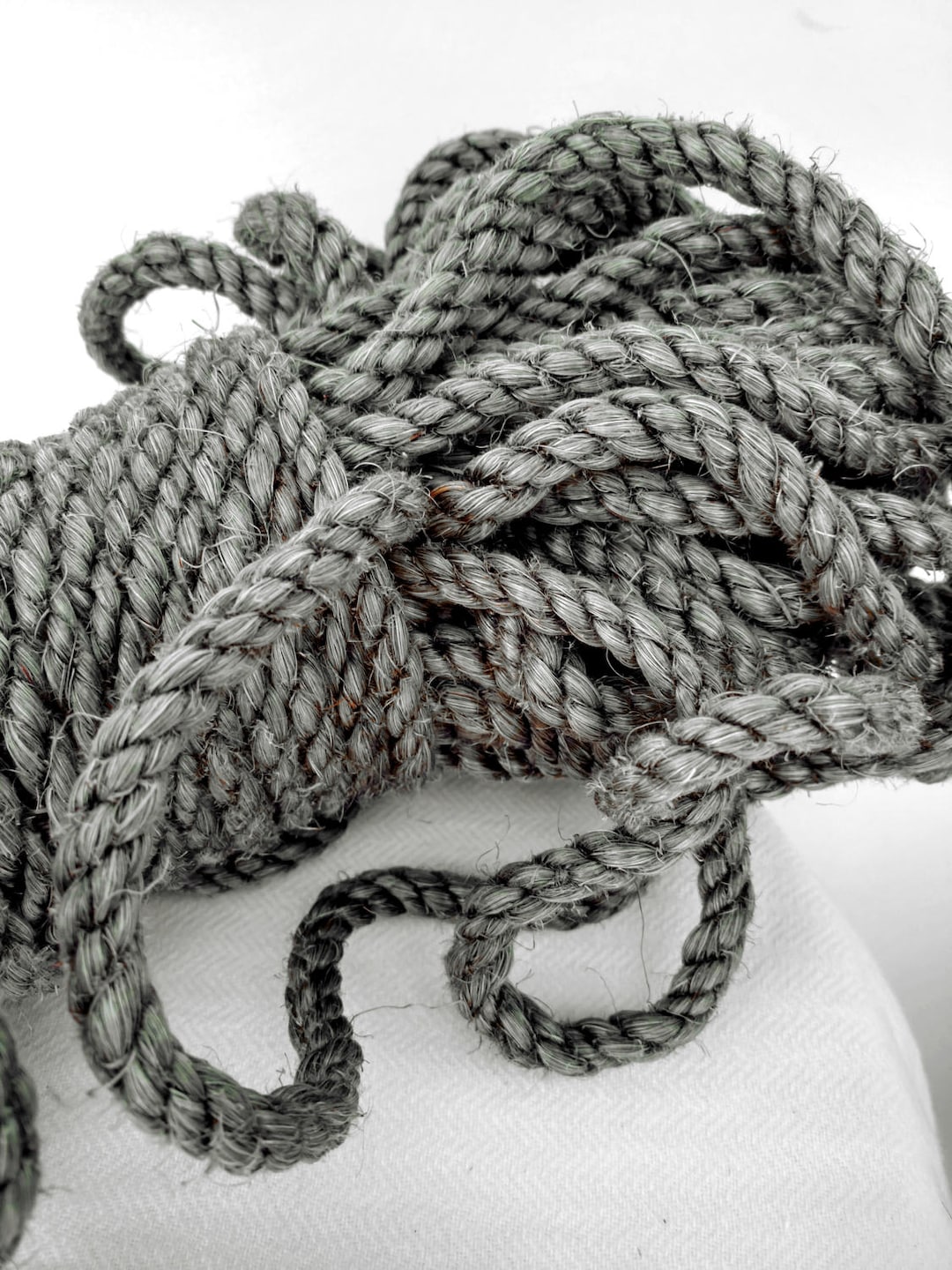 Gray Sisal Rope, Silver Sisal Rope, Dyed Pewter Color: 1/4