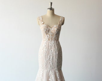 Unique fit and flare blush tulle lace wedding dress,formal wedding gown with blush glittery star lace and 3D lace
