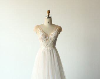 Elegant A-line deep V tulle lace wedding dress, bohomian wedding gown with champagne lining and cap sleeves