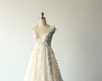 Elegant 3D Leaves and Branches Lace Wedding Dress, Sexy Deep V Neckline Wedding Gown with Horse Tail Skirt/ Sweep Train