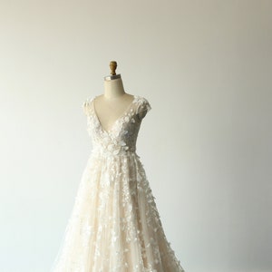 Elegant 3D Leaves and Branches Lace Wedding Dress, Sexy Deep V Neckline Wedding Gown with Horse Tail Skirt/ Sweep Train