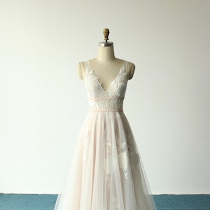 Elegant blush open back a line tulle lace wedding dress, 3D lace wedding gown, boho wedding wedding with dual waistband