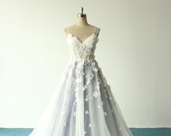Bustier top forest wedding dress handmade 3D flower lace custom wedding gown with V shape neckline and purple lining