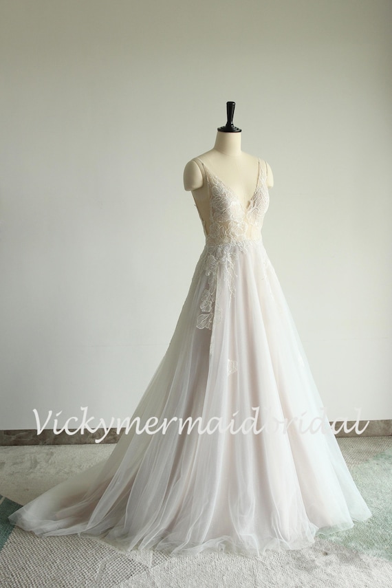 Floral Lace Wedding Dress: Deep V Neck A-Line Tulle Gown
