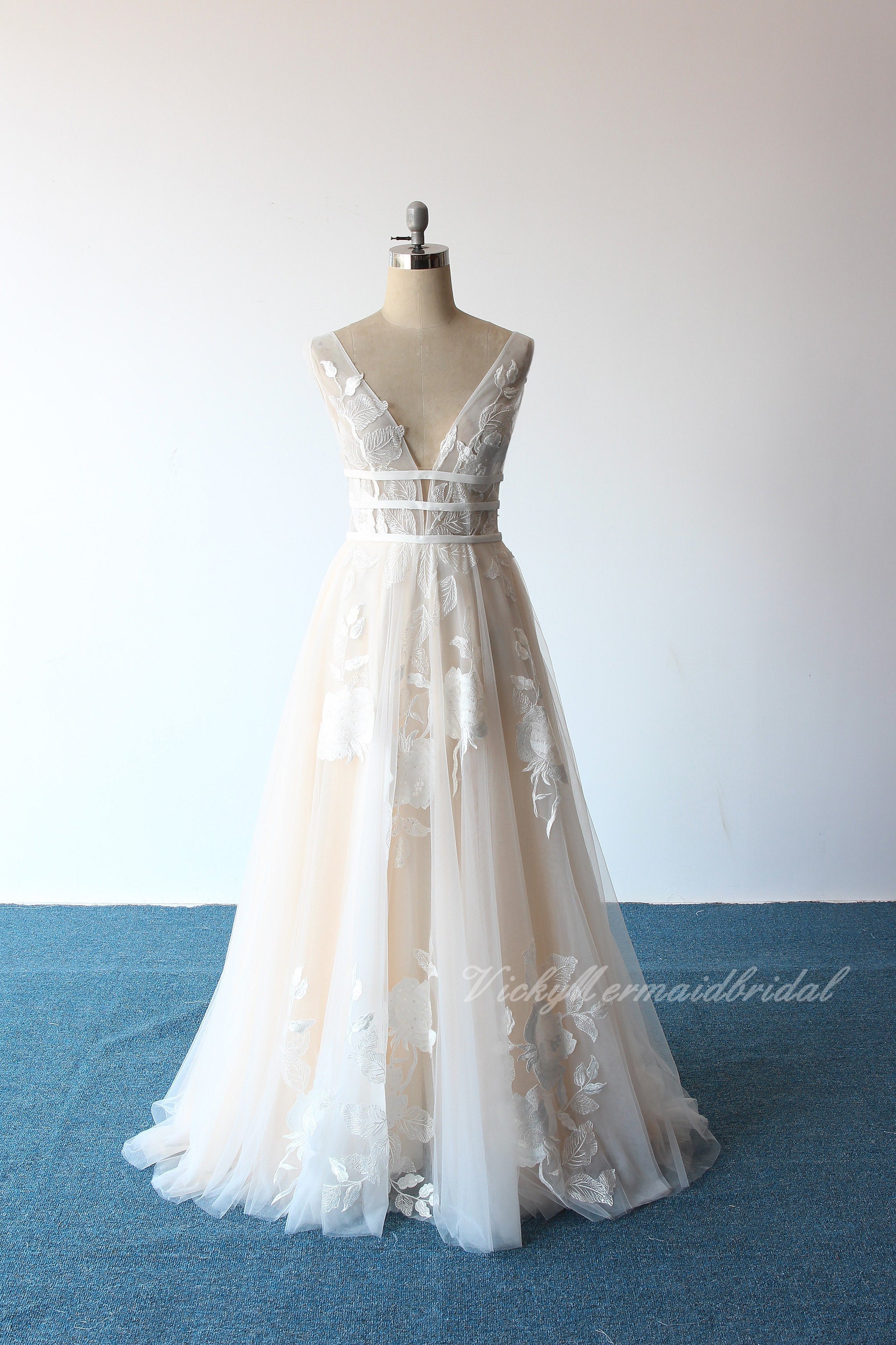 Boda novias y mas: Vestidos de novia a bajo precio  A-line wedding dress,  Wedding dresses, Wedding dresses strapless