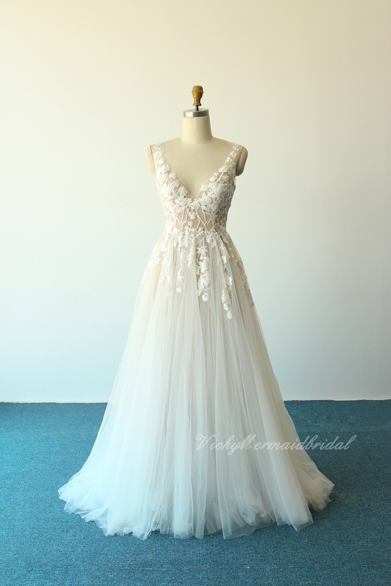 Elegant Flowy A-line Deep V Neckline Tulle Lace Wedding Dress, Boho Wedding  Dress With Dark Champagne Lining and Chapel Train 