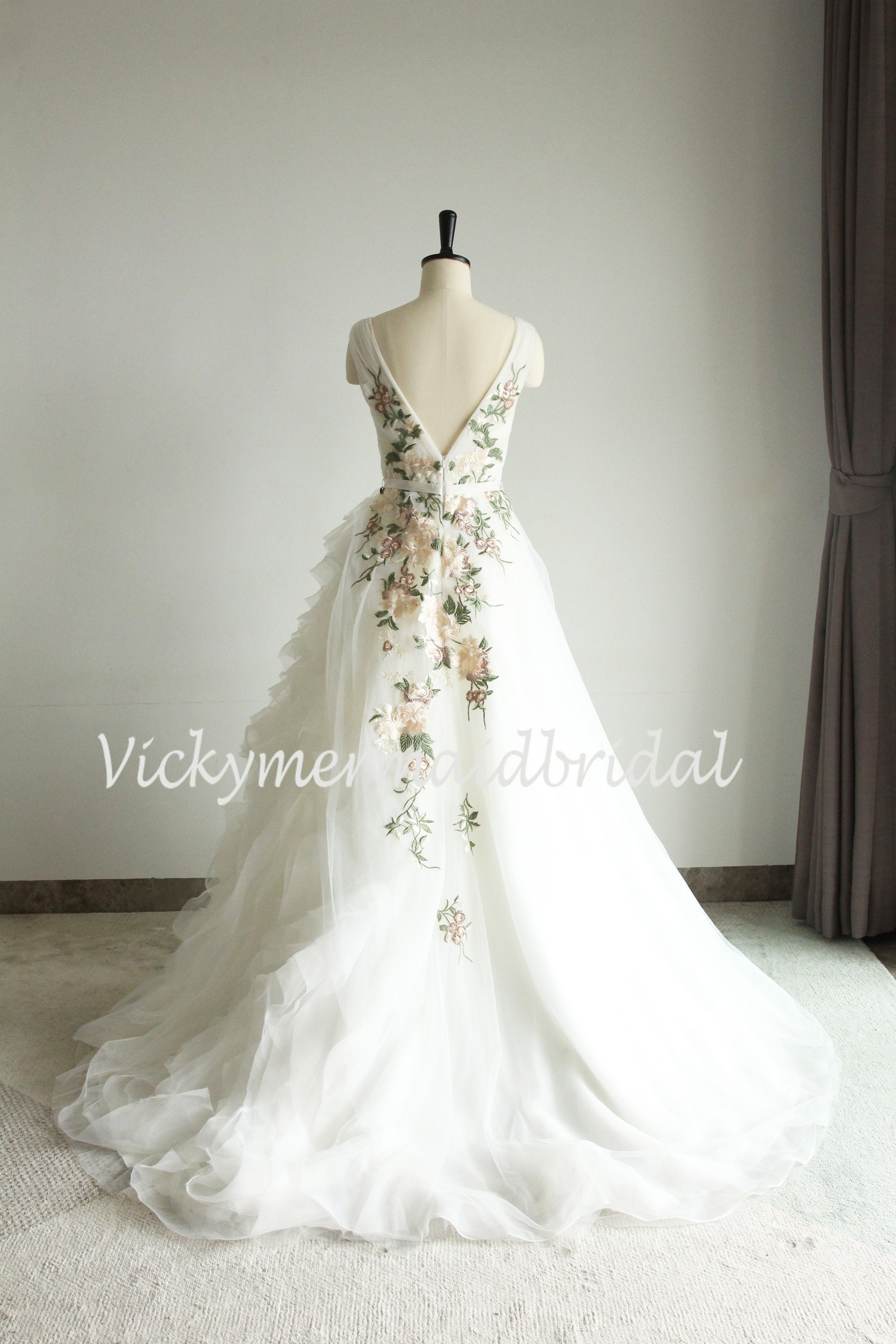 Unique Colorful 3D Lace Wedding Dress,organza Wedding Gown