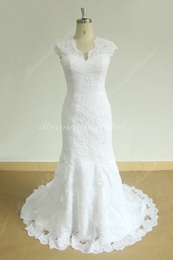 Keyhole Back White Vintage Fit And Flare Lace Wedding Dress Etsy
